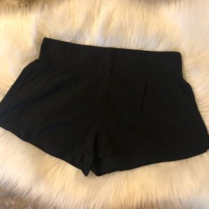 Kirra elastic waist cotton shorts